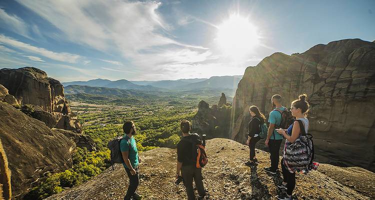 Escapada a Grecia: Corfú, Atenas y Monasterios en las alturas - G Adventures 1