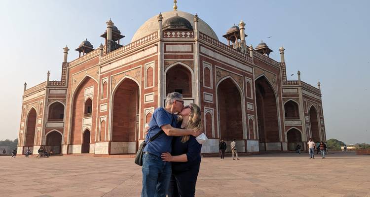 Circuito guiado por la ciudad de Nueva y vieja Delhi con paseo en tuk tuk - India Arrivals Tours 1