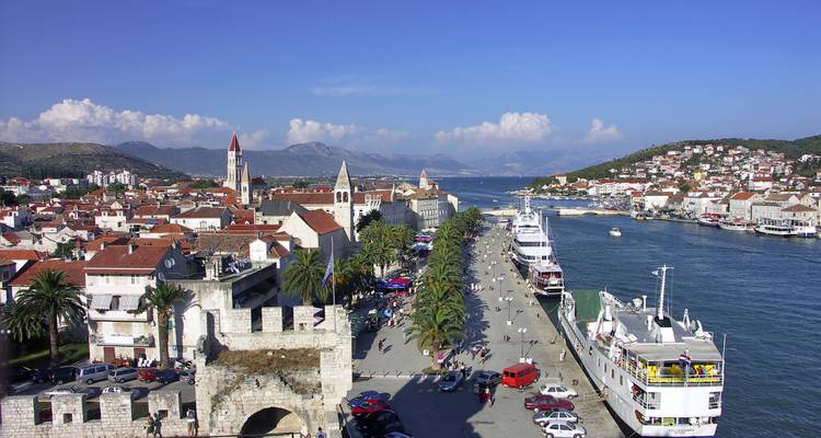Crucero de ida y vuelta Trogir - Zadar - Trogir, MS Equator - Kompas 1