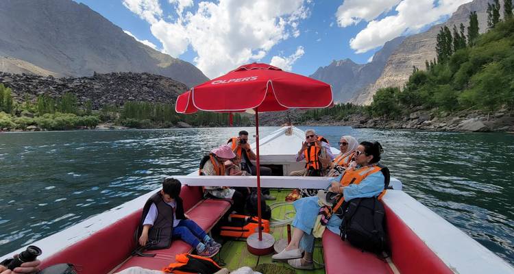 Circuit complet de 5 jours à Skardu par avion - Exploria 7