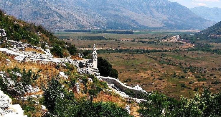 Discover Croatia + Bosnia in 6 days all seasons tour from Zagreb to Dubrovnik. Dalmatian Riviera, UNESCO Venetian towns, fortresses and scenic roads. - Monterrasol Travel 3