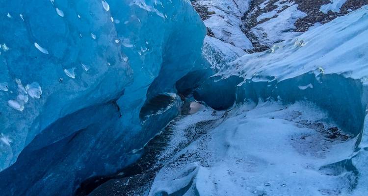 5 jours - aurores boréales, cercle d'or, côte sud, Jökulsárlón et grotte de glace - Arctic Adventures 9