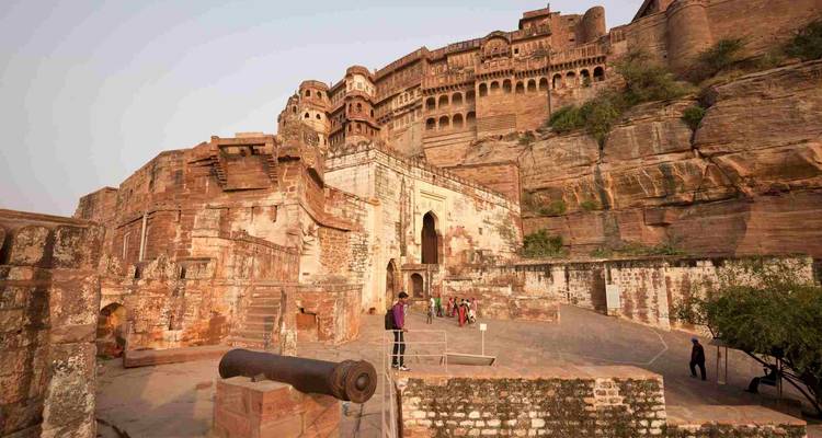 Rajasthan - Udaipur, Jodhpur & Jaisalmer (A Budget Friendly Tour) - MTA Destination Management Company 10