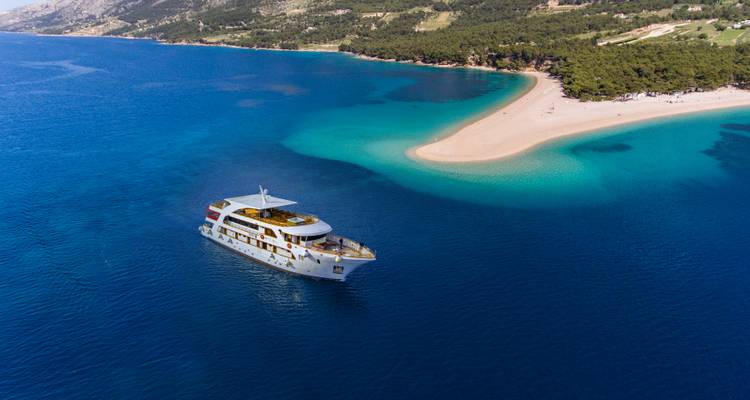 Charming Croatia cruise with romantic Venice - Kompas 6