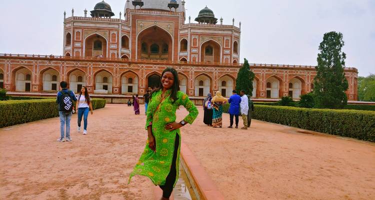 2 Days Delhi and Agra Tour with Taj Mahal Sunrise Visit - Sejwal Holidays 5