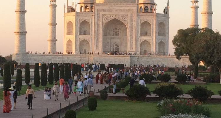 2 Days Delhi and Agra Tour with Taj Mahal Sunrise Visit - Sejwal Holidays 9