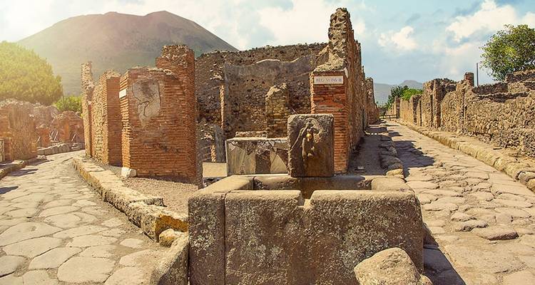 Pompeii, Sorrento & the Bay of Naples - Just You 6