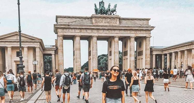 London to Vienna Trail (Winter, Start Amsterdam, Classic) - Contiki 1