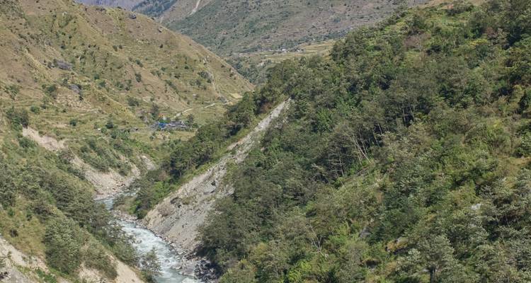 Trek dans la vallée de Bhimtang avec vue sur le Manaslu - Nepalgram Adventure 4
