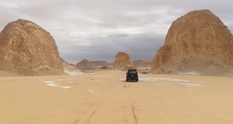 Circuit de 4 jours dans l'oasis de Fayoum, le désert blanc et l'oasis de Bahariya - Sun Pyramid Tours 7