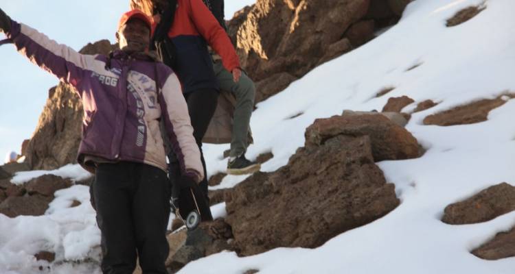 Aventura de 4 días en el Monte Kenia - Smile view Kenya tours and travel 2