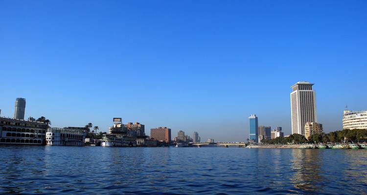 El Cairo crucero con cena y espectáculo en el Nilo crucero en barco con diamantes - Sun Pyramid Tours 3