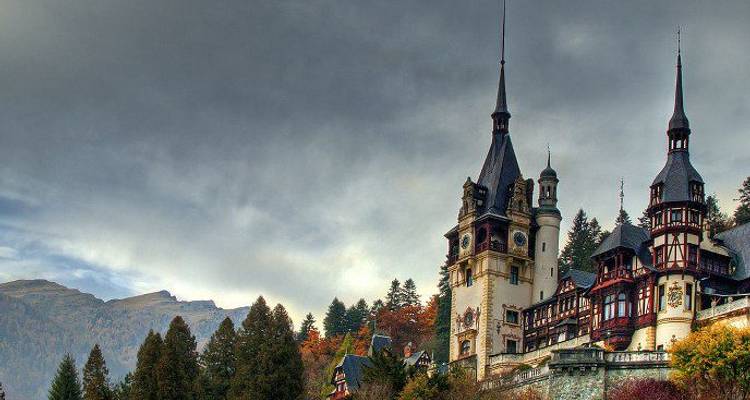 Halloween au château de Dracula (Hôtels 4 étoiles) - Travel Talk 8