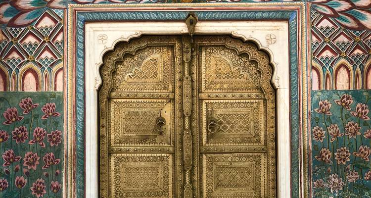 Tajmahal y maravillas del norte: Bombay - Udaipur - Jaipur - Agra - Panna - Khajuraho - Varanasi - Delhi - circuito de lujo personalizado - MTA Destination Management Company 9