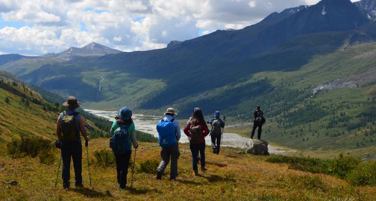 ¡Festival Naadam y senderismo en Mongolia 2023! - Discover Altai 3