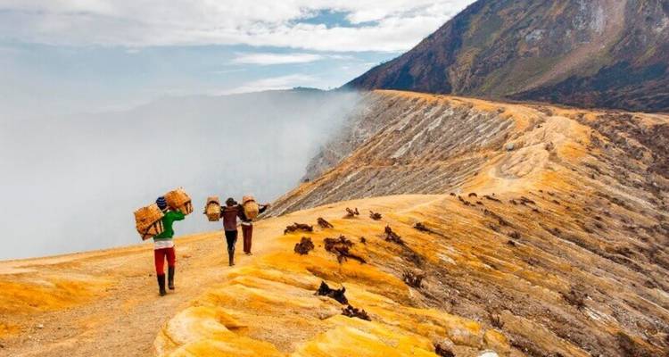 Aventure volcanique : Trek vers le mont Ijen et le mont Bromo - privée et tout compris - ForeverVacation 9