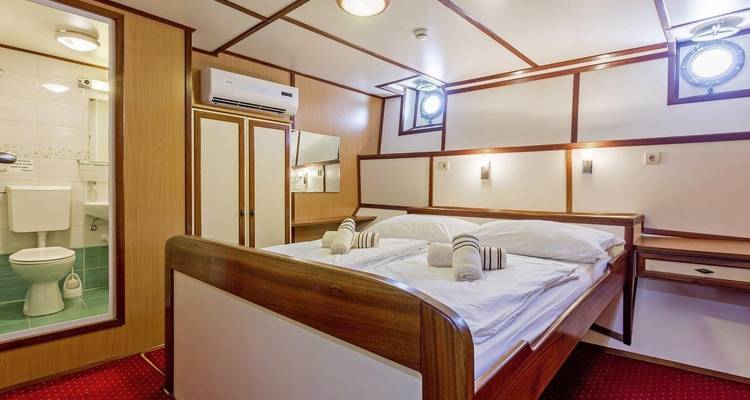Dalmatian Highlights Split and Dubrovnik Region Cruise - Superior Boat Category - Gulliver Travel 10