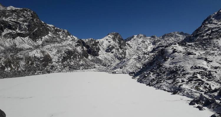 Senderismo Gosaikunda - Nepal Lion Tours & Treks Pvt Ltd.  1