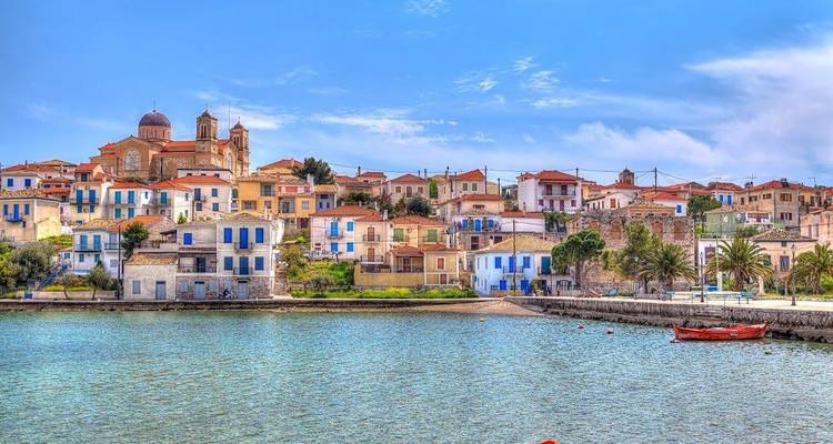 The Greek Gems: Athens, Delphi, Meteora and Santorini, Spanish-speaking guide - Destination Services Greece 1