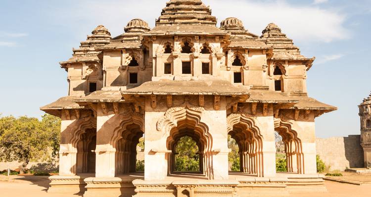 Viaje privado de 4 días a Hampi, Patrimonio de la UNESCO, desde Chennai con vuelos - Adreva Trotter Pvt Ltd 7