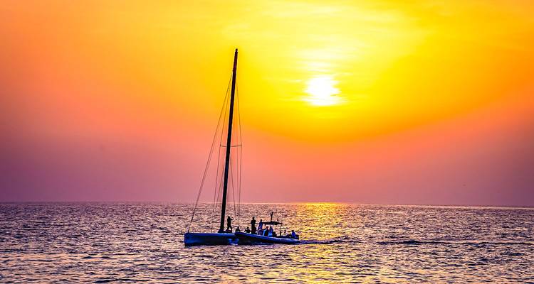 Tailor-Made Private Saudi Arabia Tour with Daily Departure - Agate Travel 2