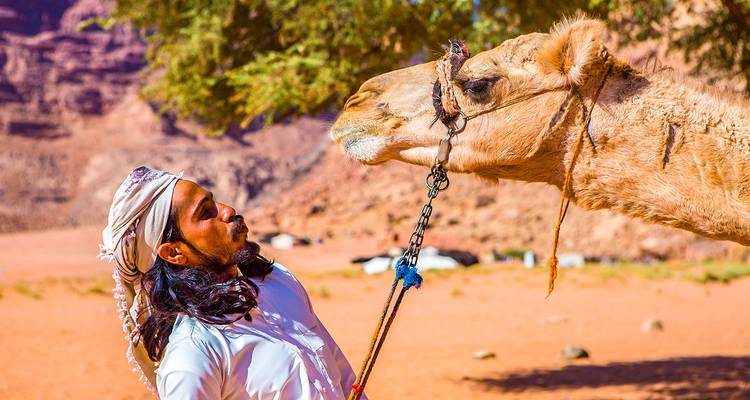 Tailor-Made Saudi Arabia Family Vacation, Daily Start & Private Guide - Agate Travel 10