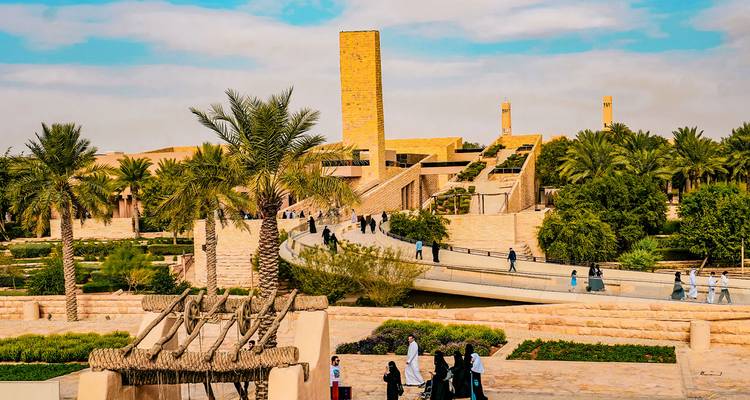Tailor-Made Saudi Arabia Family Vacation, Daily Start & Private Guide - Agate Travel 2