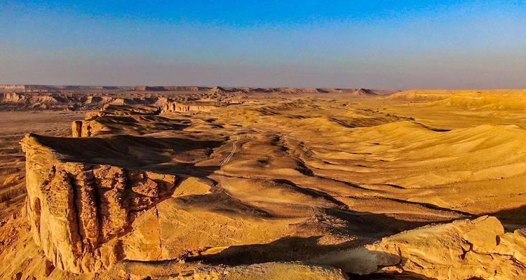 Customized 10 Days Saudi Arabia Trip with Daily Departure - Agate Travel 9