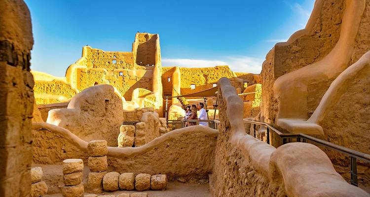 Customized 10 Days Saudi Arabia Trip with Daily Departure - Agate Travel 3