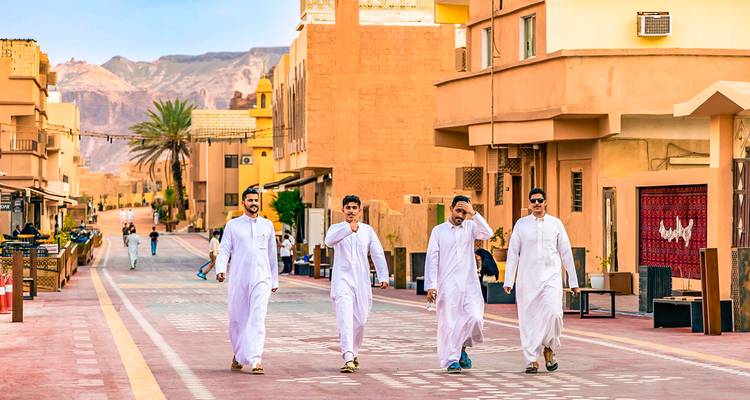 Tailor-Made Saudi Arabia Family Tour, Daily Departure & Private Guide - Agate Travel 9