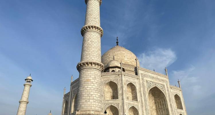 Excursión al Amanecer del Taj Mahal con Elefante Wildlife SOS desde Delhi - Travel Creators Of India 10