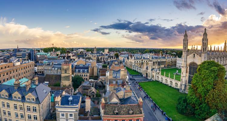 Panoramic view of Cambridge, England, with historic architecture.
