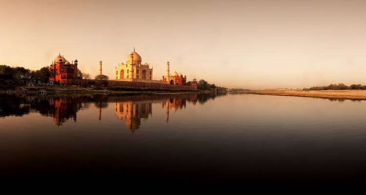3 Days Solo Traveller - Taj Mahal and Fatehpur Sikri City Tour from Delhi with 4 Star Hotel - Memorable India Journeys 3