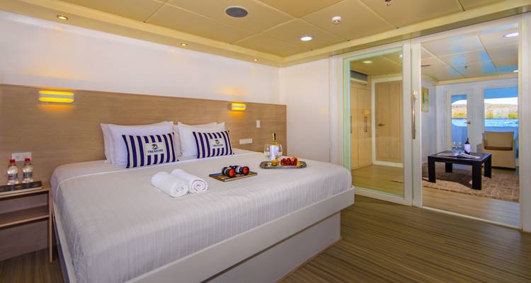 Catamarán Treasure - crucero por las Galápagos - Cami Adventures 4