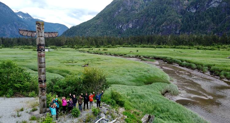 Grizzly Bear of Toba Inlet - 4 nights / 5 days - Klahoose Wilderness Resort 8