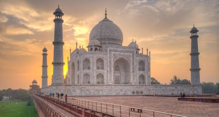 Depuis Bangalore : Visite privée du Taj Mahal avec nuitée, vol et hôtels - Travel Creators Of India 8