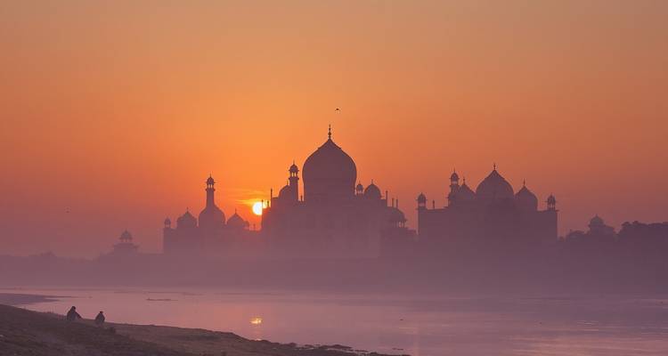 Desde Goa: circuito privado nocturna al Taj Mahal con vuelo y hoteles - Travel Creators Of India 9