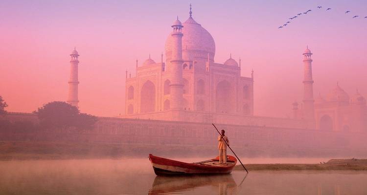 Desde Goa: circuito privado nocturna al Taj Mahal con vuelo y hoteles - Travel Creators Of India 7
