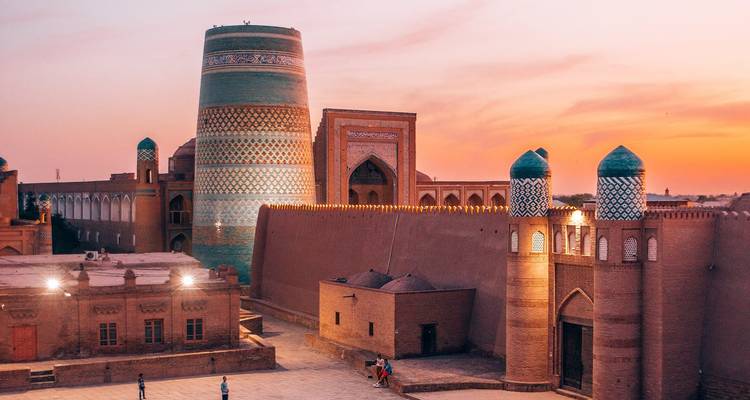 Pearl of Central Asia - Silk Road Destinations 6