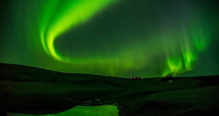 Chasse aux puissances cachées et aux aurores boréales - Iceland Travel 4