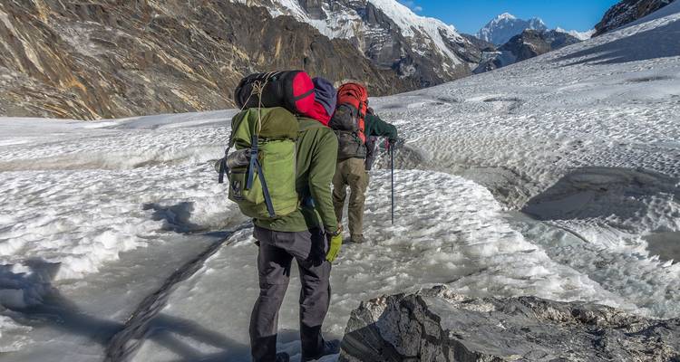 Excursión a los Tres Pasos del Everest - Peregrine Treks and Expedition Pvt Ltd 6