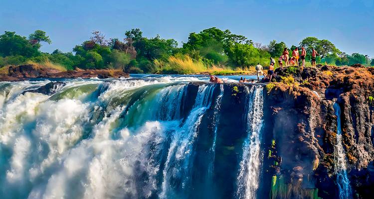 Tailor-Made Private Zimbabwe Victoria Falls Adventure, Daily Departure - Agate Travel 1