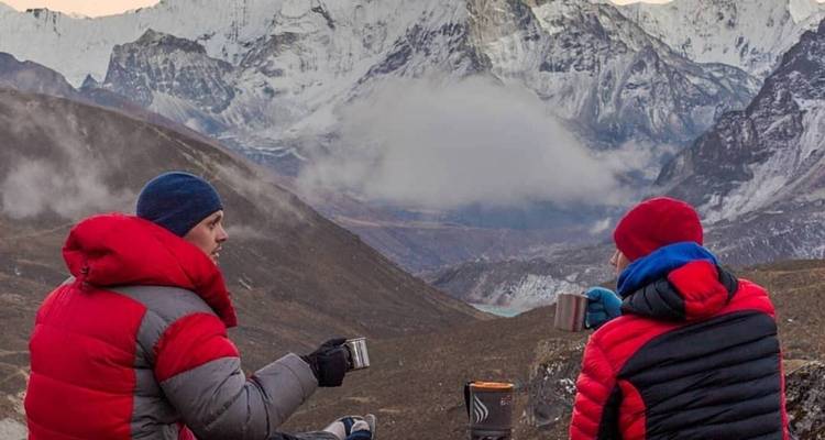 Everest  Base Camp And Gokyo Lake Trek - Sherpa Expedition Teams 2