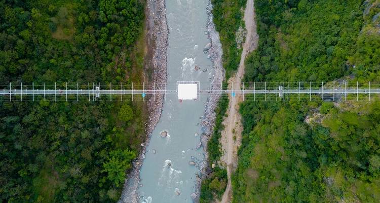 Saut à l'élastique de Kushma, le deuxième plus haut saut à l'élastique du monde - Friendship Nepal Tours & Travels P. Ltd. 7