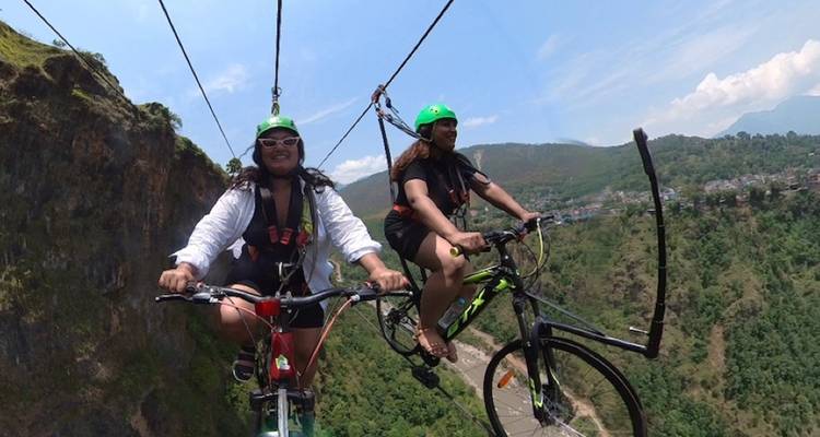 Saut à l'élastique de Kushma, le deuxième plus haut saut à l'élastique du monde - Friendship Nepal Tours & Travels P. Ltd. 4