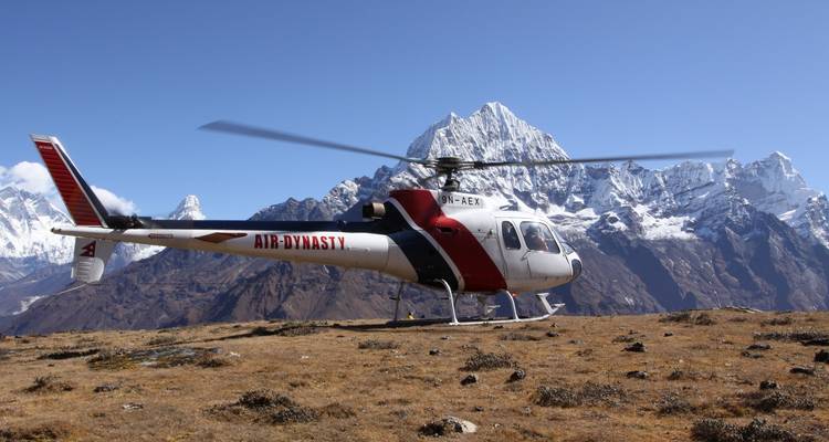 Circuito en helicóptero por el valle de Langtang - Peregrine Treks and Expedition Pvt Ltd 4