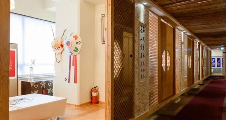 【South Korea】10 Days Scenic South Korea with Hanbok Royal Cuisine Experience Tour Packages - Delightful Travel 10