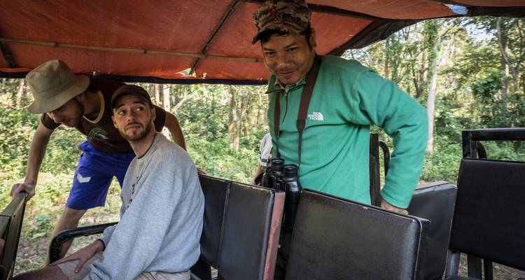 Safari por la jungla de Chitwan 3 noches 4 días - Peregrine Treks and Expedition Pvt Ltd 10