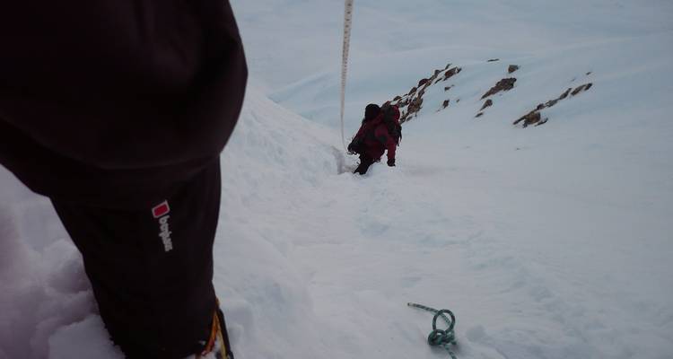 Ascensión al pico de la Carpa - Tharpu Chuli - Peregrine Treks and Expedition Pvt Ltd 3