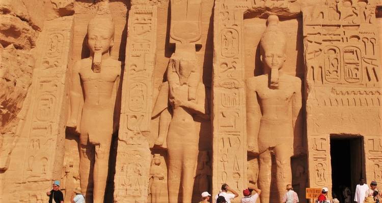 Lo más característico de Egipto y el Nilo, circuito privado de Ultra lujo - Four Season Nile Plaza y Sonesta St. George crucero por el Nilo - Look at Egypt Tours  9